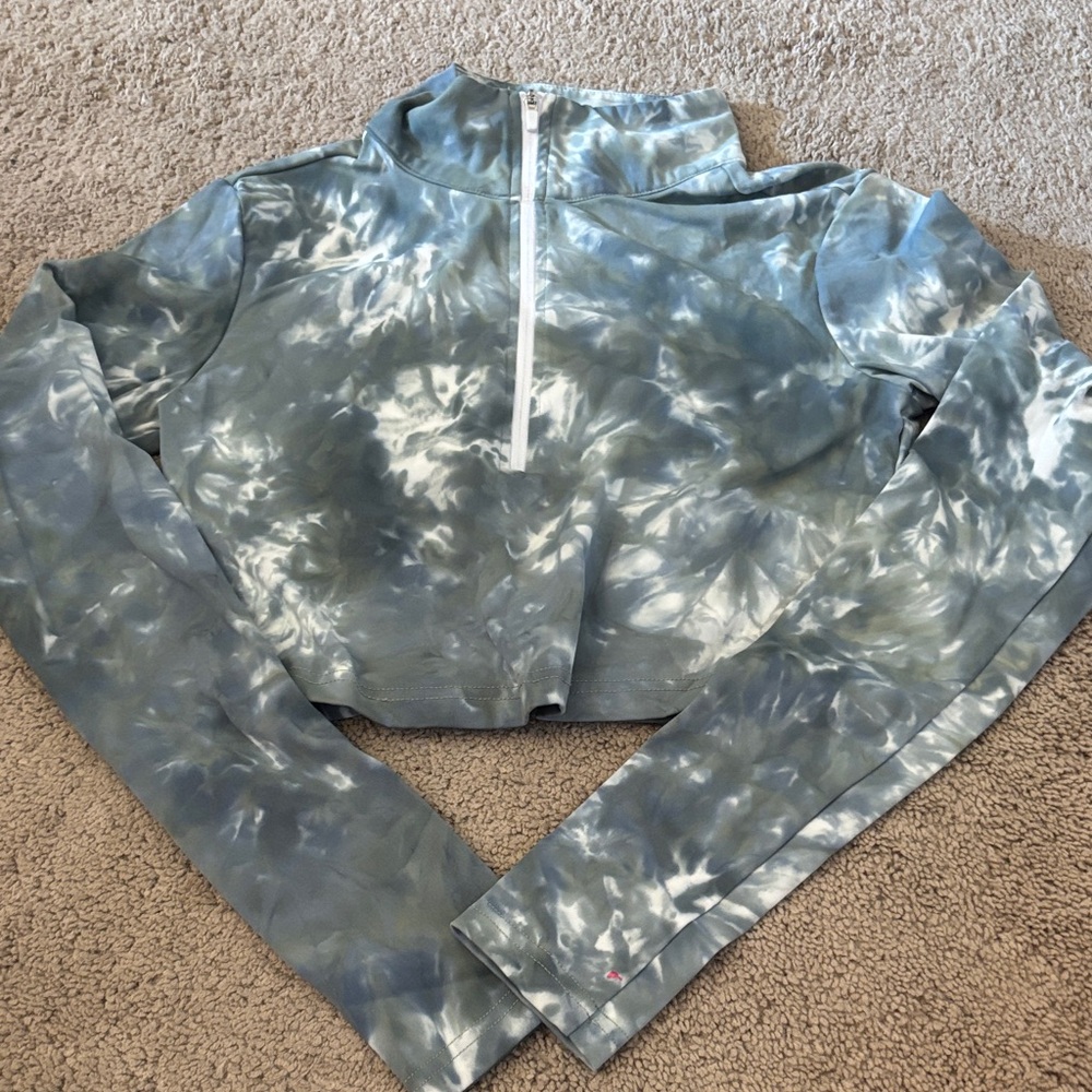 Women's Tie-Dye Long Sleeve Cropped Top